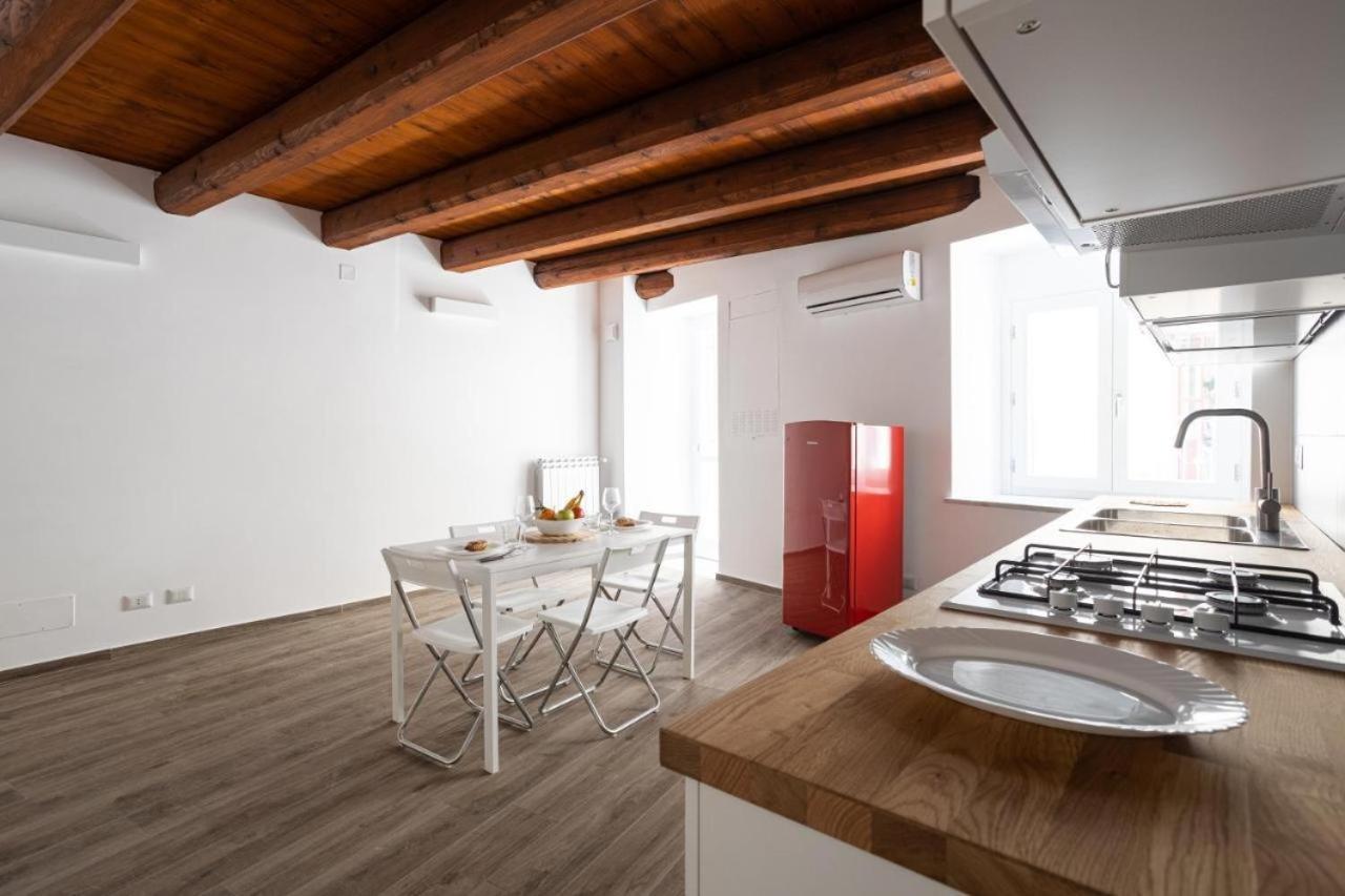 Casa Azzurra - Palazzo Del Buonpastore Palermo Luaran gambar