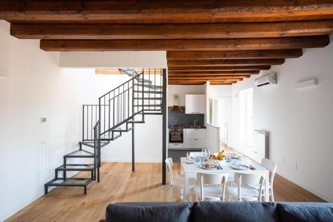 Casa Azzurra - Palazzo Del Buonpastore Palermo Luaran gambar
