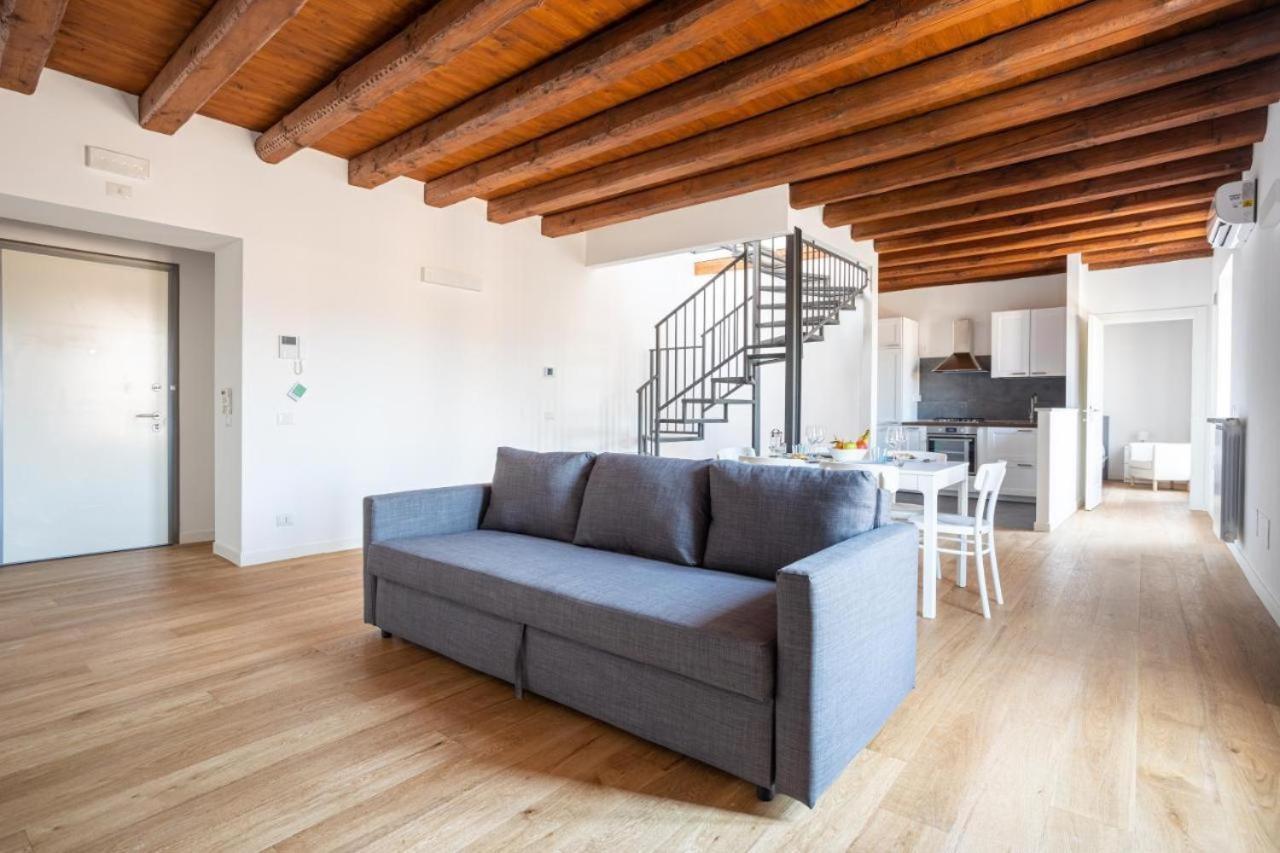 Casa Azzurra - Palazzo Del Buonpastore Palermo Luaran gambar