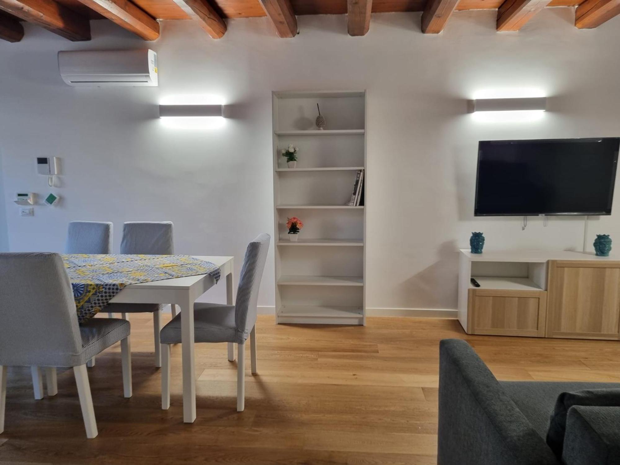 Casa Azzurra - Palazzo Del Buonpastore Palermo Luaran gambar