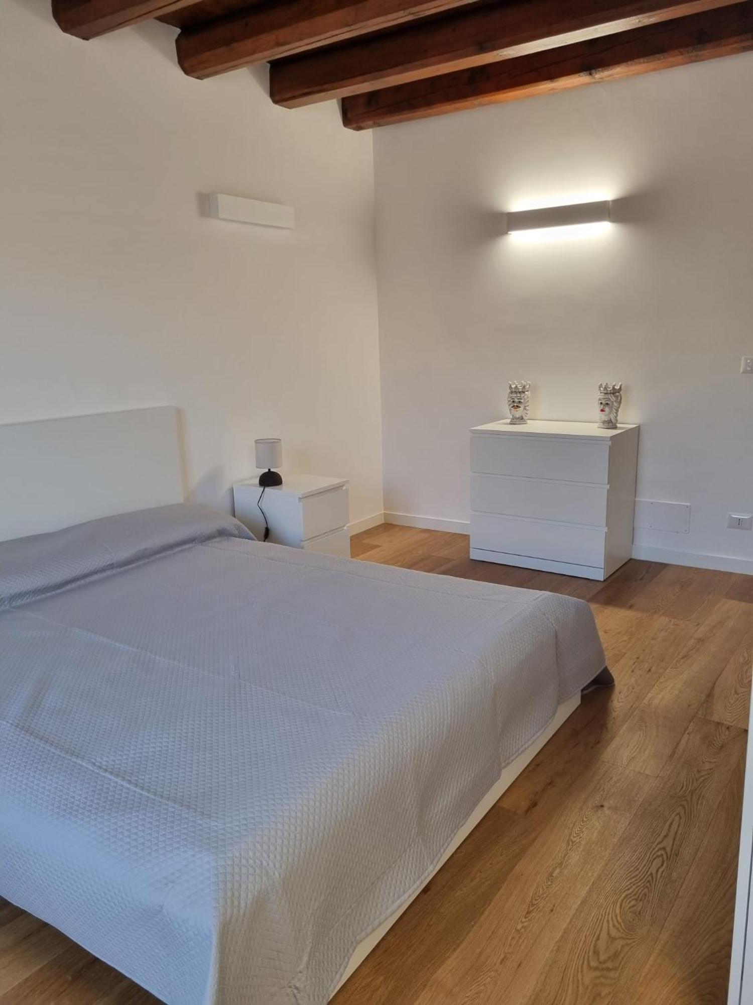 Casa Azzurra - Palazzo Del Buonpastore Palermo Luaran gambar